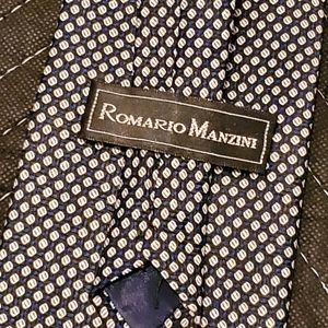 Vintage Black/Grey Pattern 100% Italian Silk tie